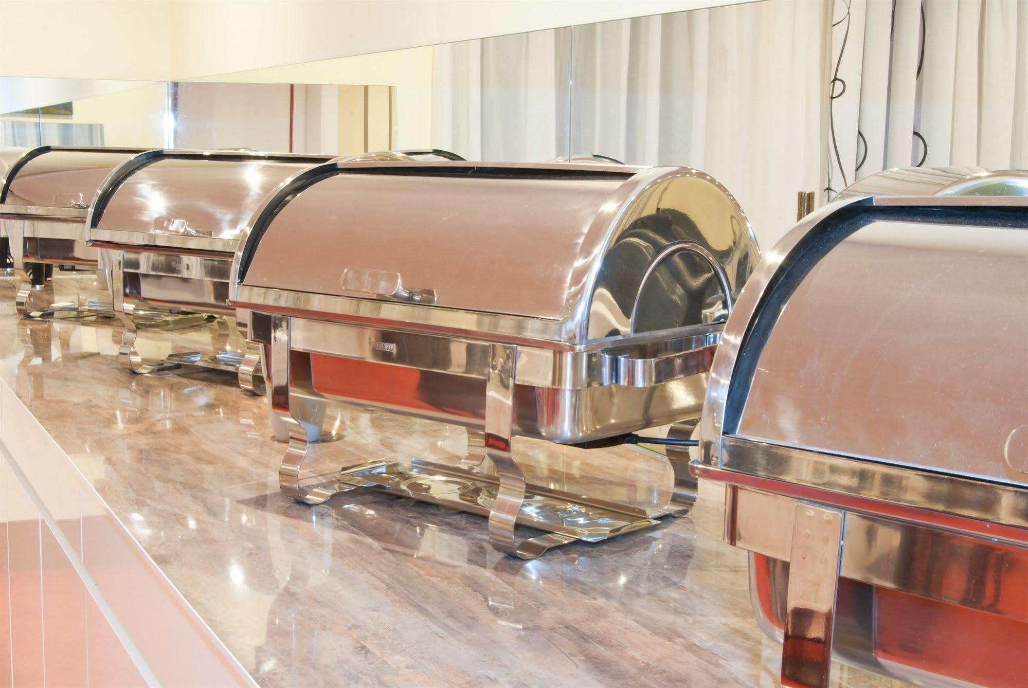 Hotel Residenz Hoessinger Karlstetten Екстериор снимка