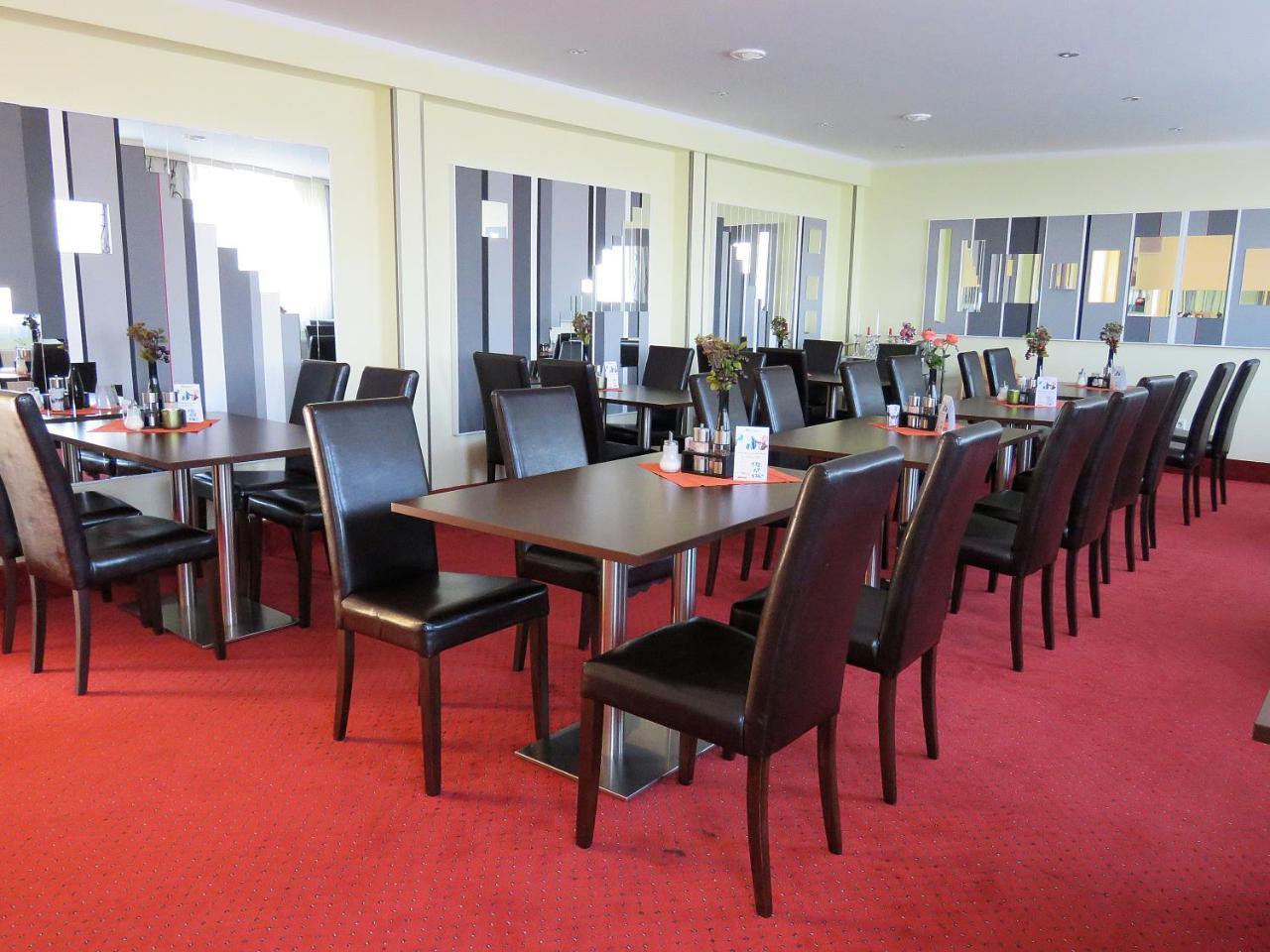 Hotel Residenz Hoessinger Karlstetten Екстериор снимка