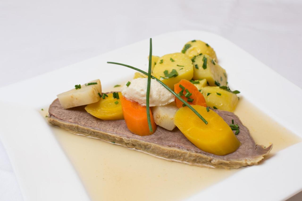 Hotel Residenz Hoessinger Karlstetten Екстериор снимка