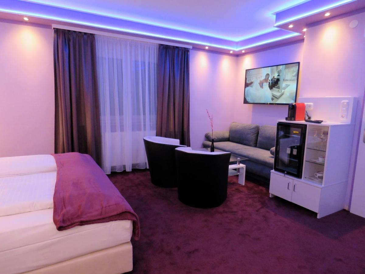 Hotel Residenz Hoessinger Karlstetten Екстериор снимка