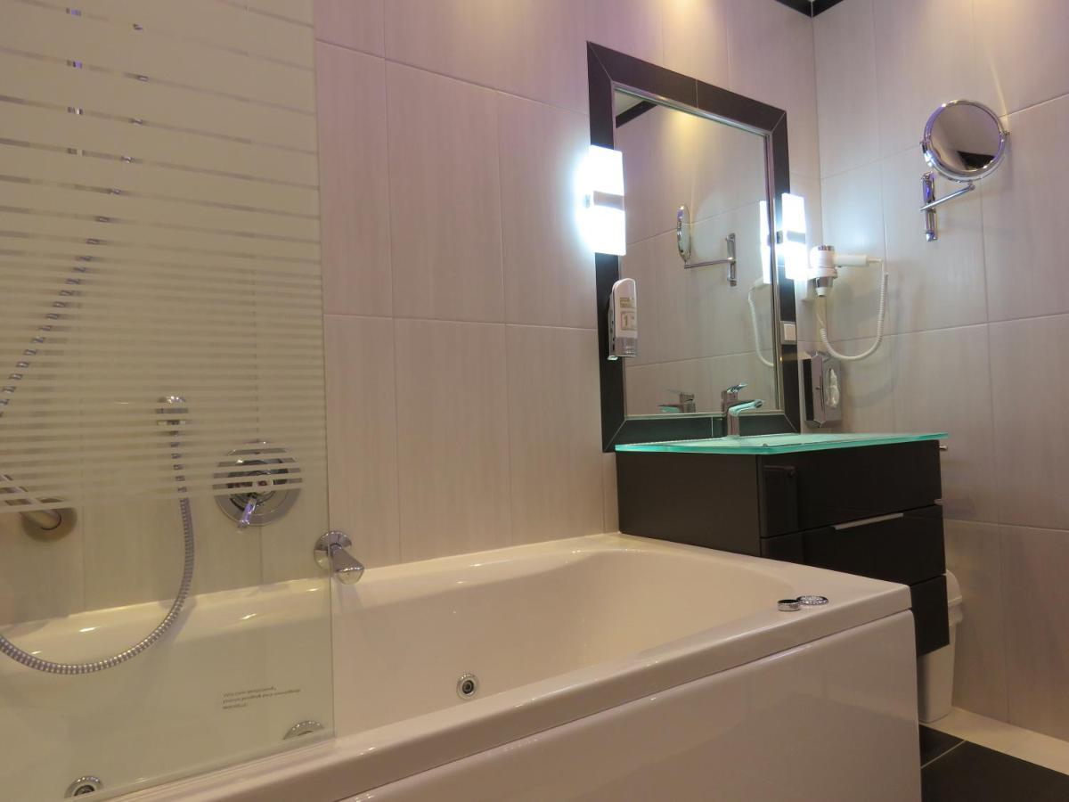 Hotel Residenz Hoessinger Karlstetten Екстериор снимка