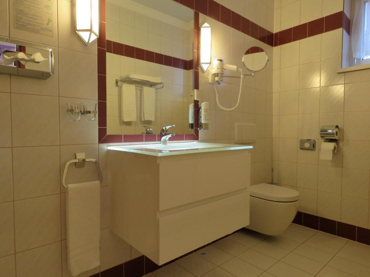 Hotel Residenz Hoessinger Karlstetten Екстериор снимка