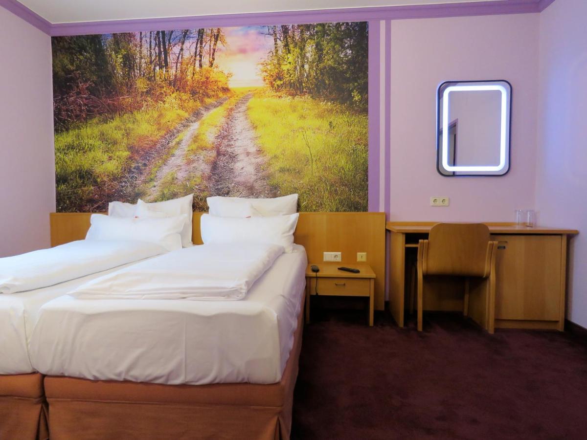 Hotel Residenz Hoessinger Karlstetten Екстериор снимка